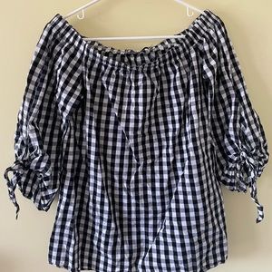Off the Shoulder Patterned Shirt
